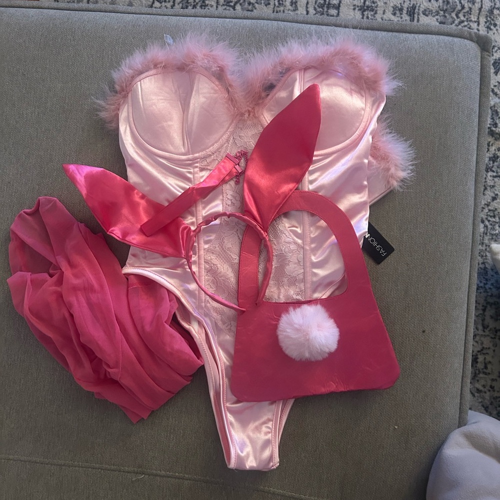 Legally Blonde Elle Woods Pink Bunny Costume